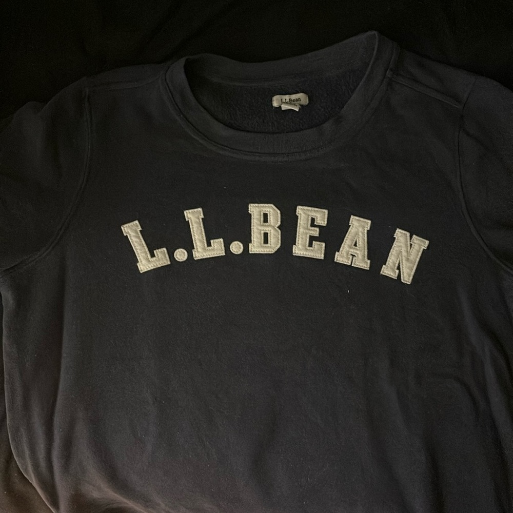 This crew neck is so comfortable and so nice on the body